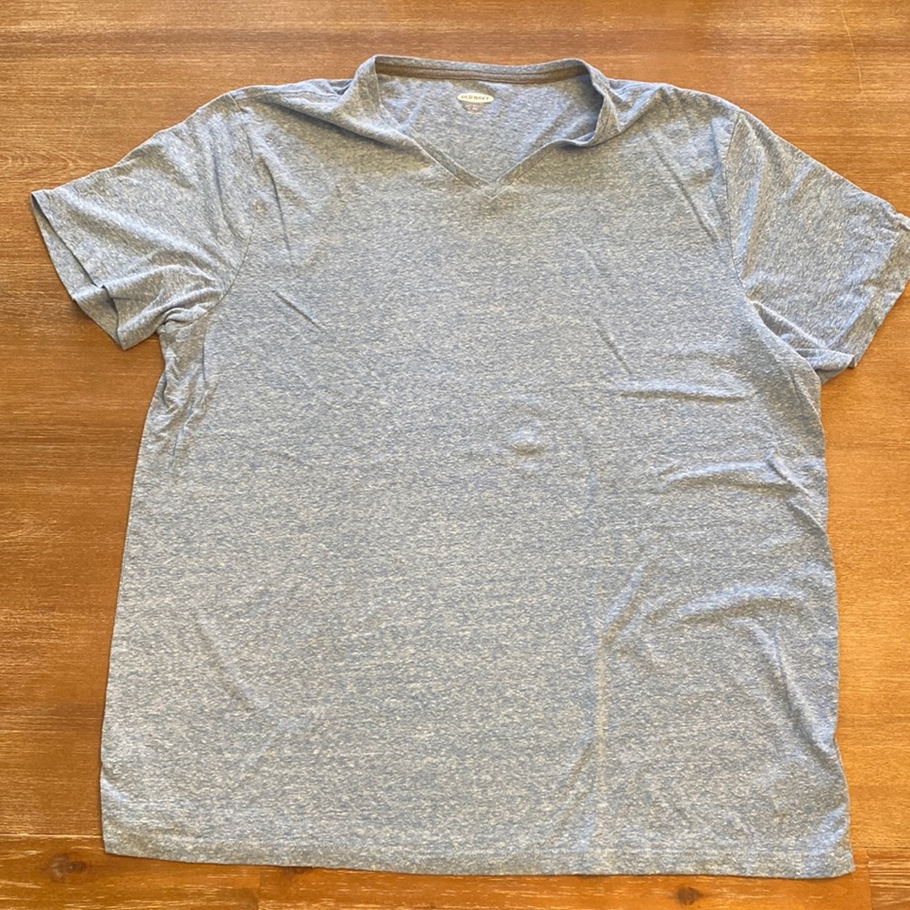 Mens Old Navy Tshirt
